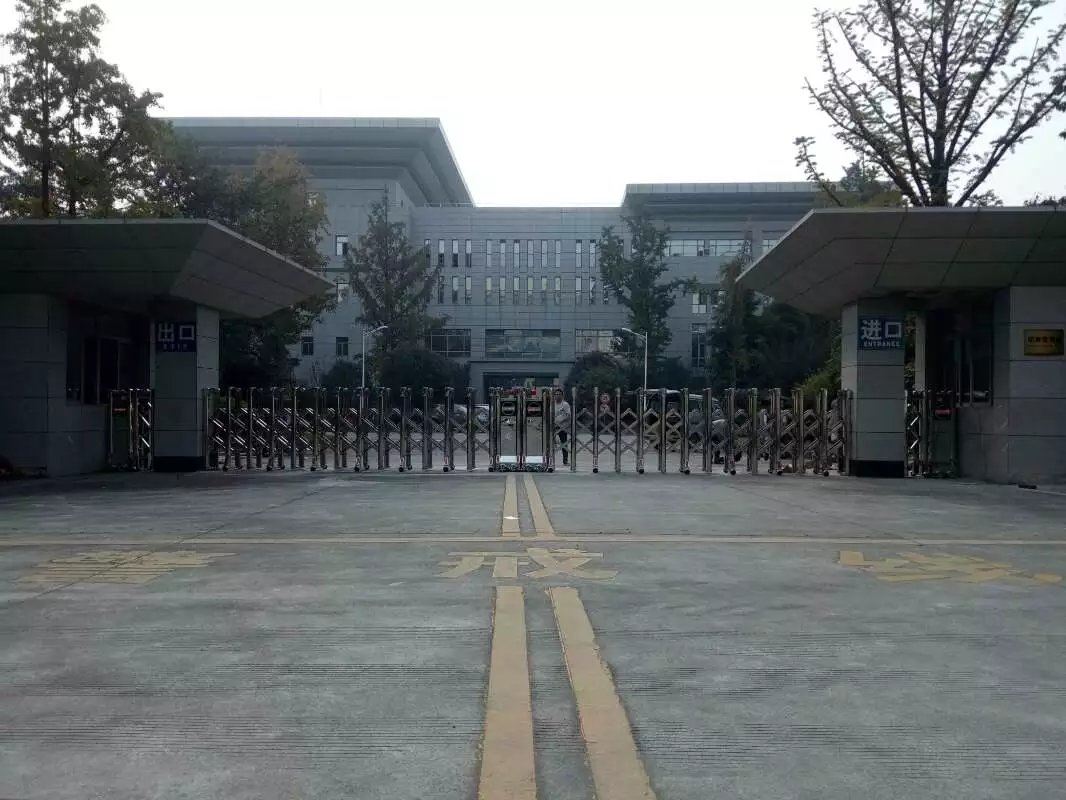 巢湖市巢湖市四川消防总队伸缩门